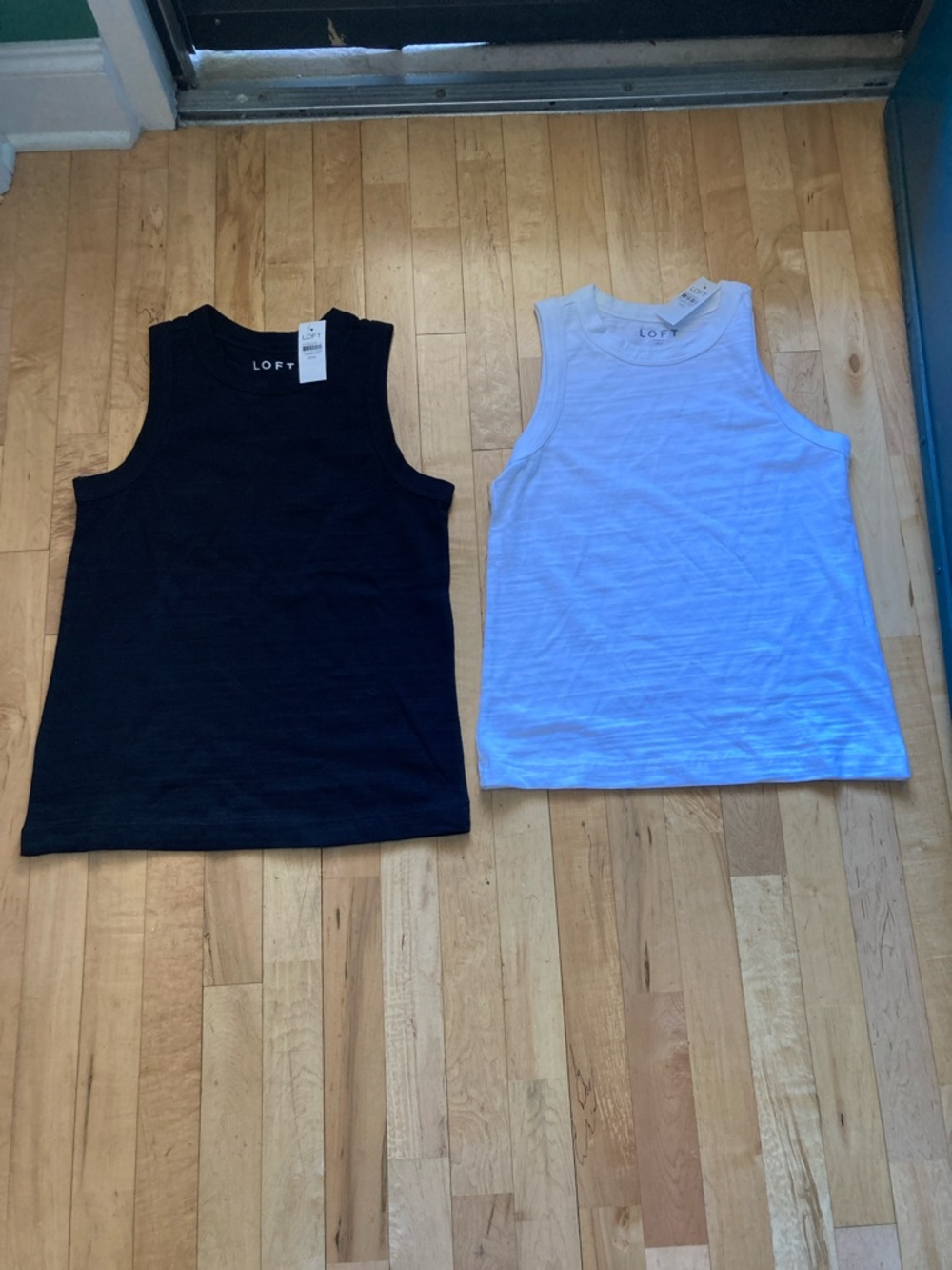 Bundle of 2 NWT loft harbor tank tops XXS